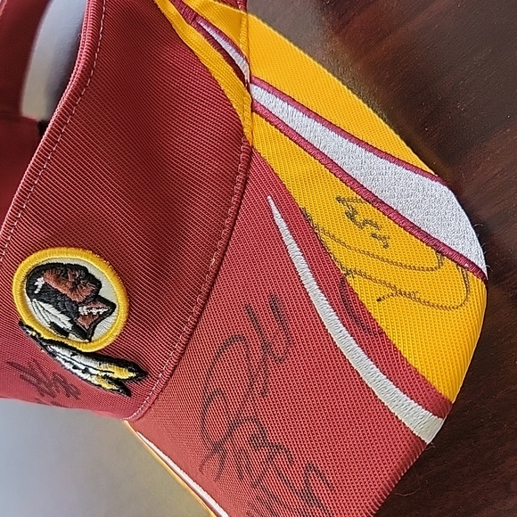 SIGNED NFL Washington Redskins Team Visor
